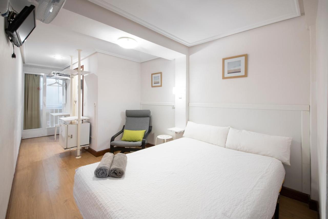 Pension Santa Clara San Sebastian Buitenkant foto