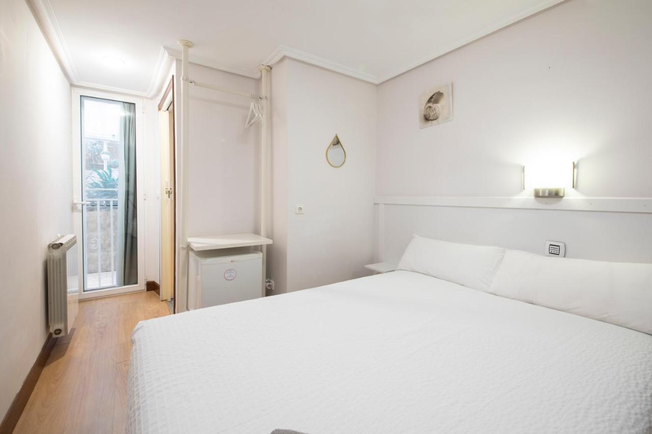 Pension Santa Clara San Sebastian Buitenkant foto